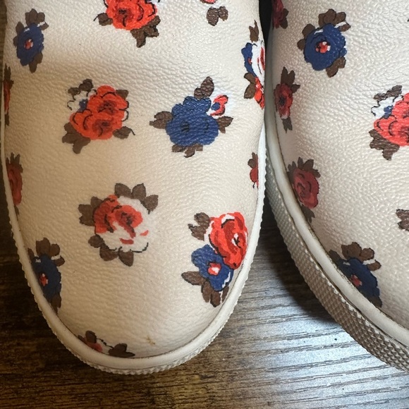 Coach Floral White Slip-On Sneakers 6.5 - Picture 6 of 7
